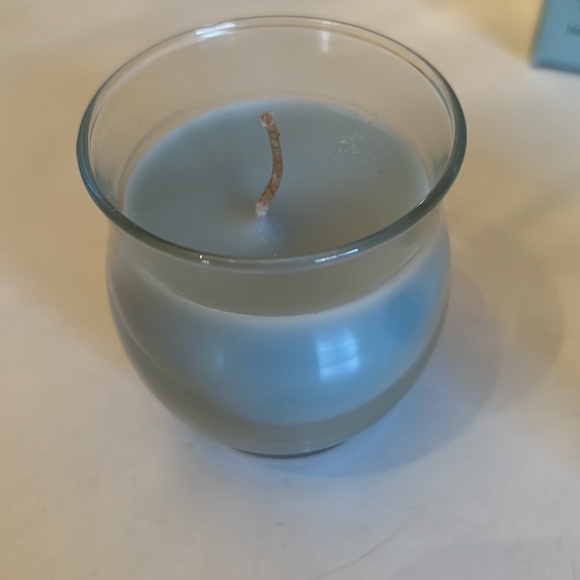 2 Partylite Mini Barrel Candles NIB blue and teal - Picture 4 of 5